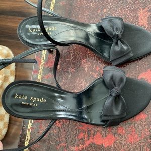 Kate Spade Vintage Bow Pumps - gently worn